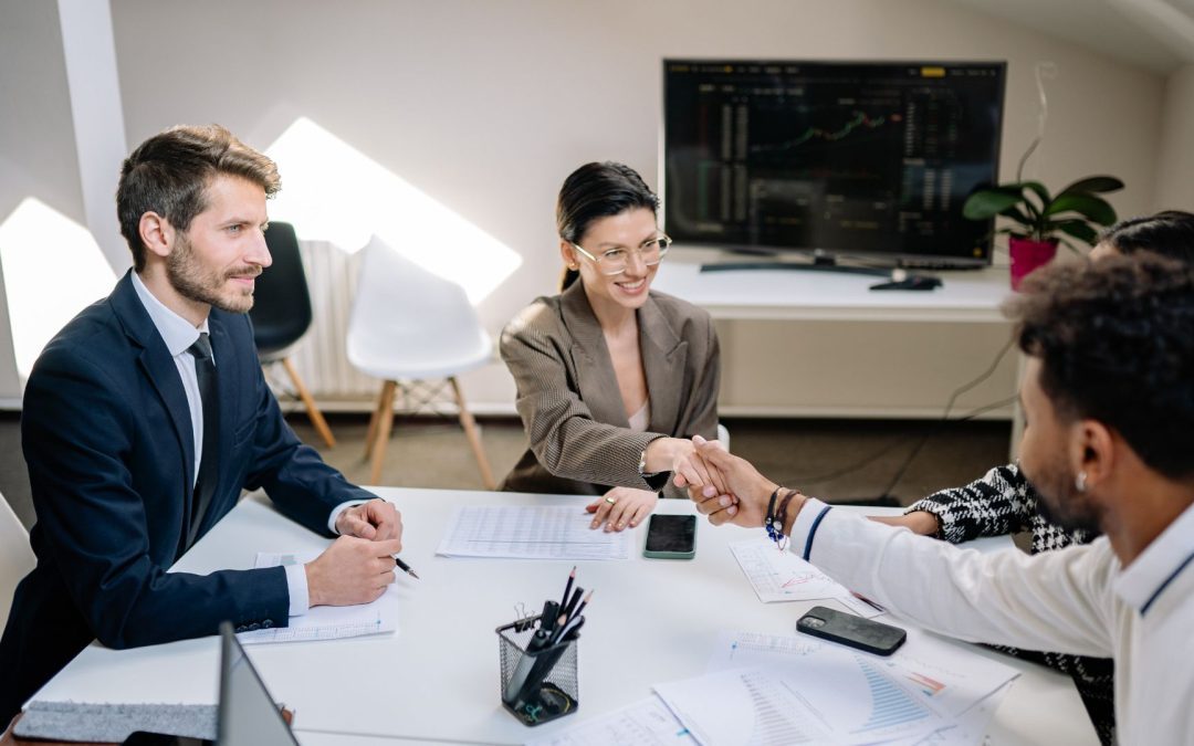 What is Transaction Management? A Complete Guide for Revenue Teams